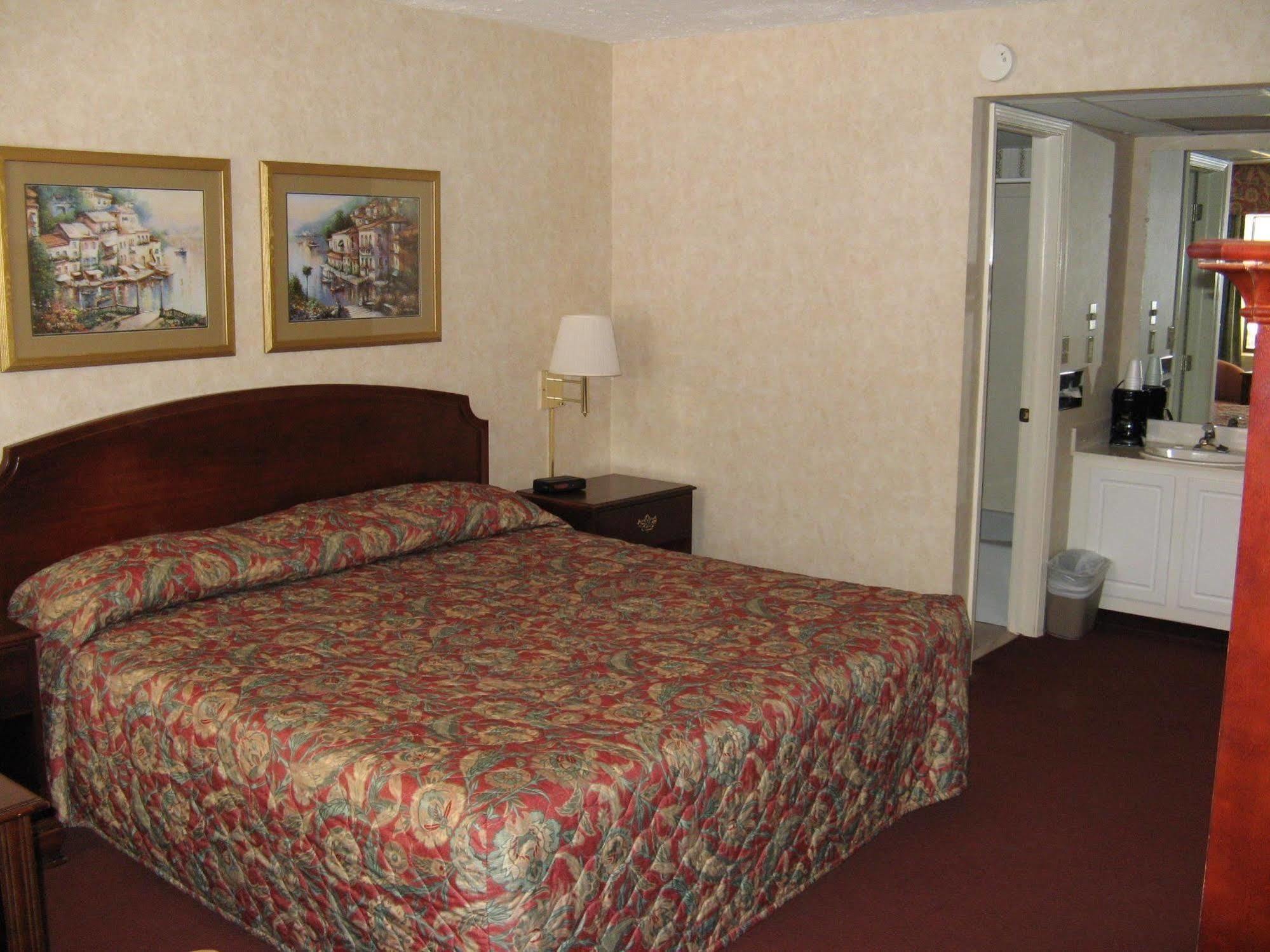 Swiss Village Inn Eureka Springs Quarto foto