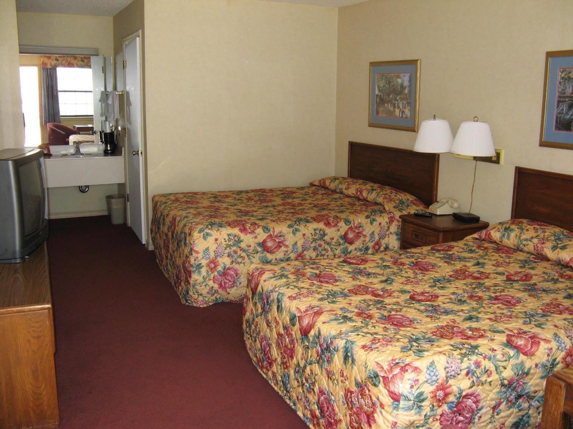 Swiss Village Inn Eureka Springs Quarto foto